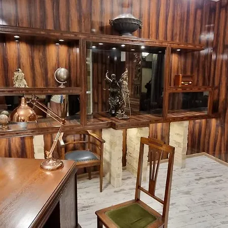Royal Seveeu Daire Varşova